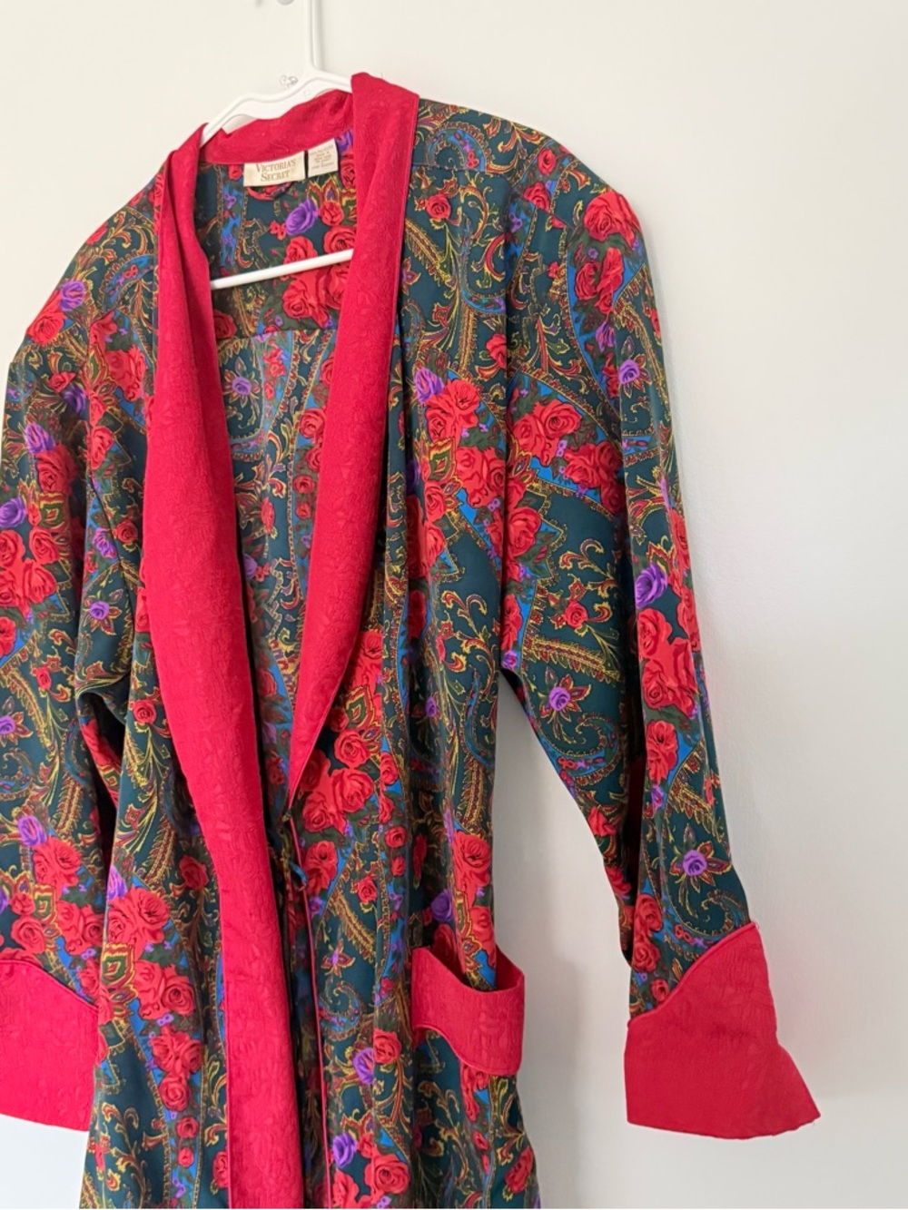 Vintage Gold Label -Victoria's Secret Floral Satin Robe Dressing Gown Red Size L - Picture 3 of 11